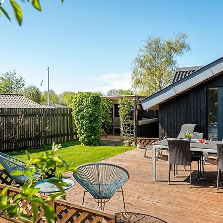 Semesterbostad Aida - 550m From The Sea By Interhome *